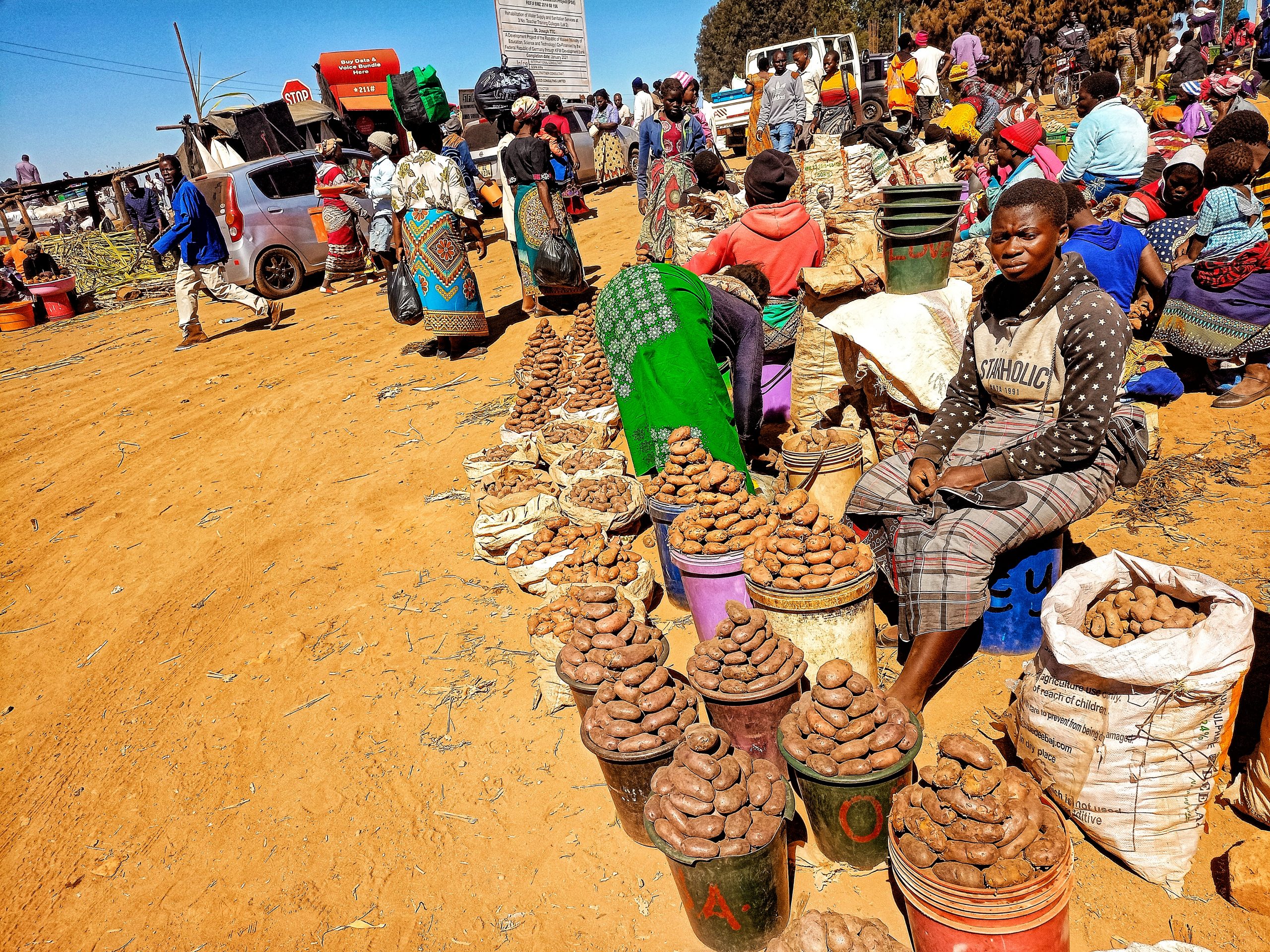Market in Chamama, Kasungu District Malawi